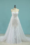 Mermaid Boat Neck Wedding Dresses With Applique Chapel Train