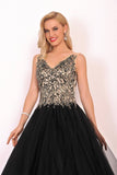 New Arrival Quinceanera Dresses V Neck Tulle With