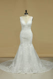 New Arrival V Neck Wedding Dresses Mermaid With Applique