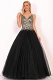 New Arrival Quinceanera Dresses V Neck Tulle With